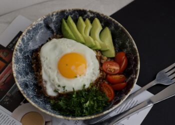 Nem manteiga nem óleo: o truque para fazer ovos saudáveis em 1 minuto