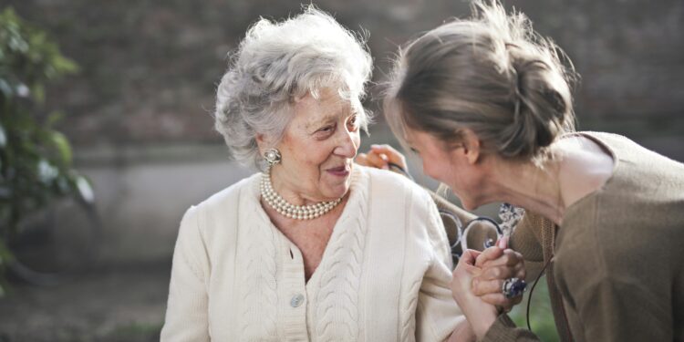 Alzheimer: o primeiro tipo de lembrança que desaparece e quase ninguém percebe