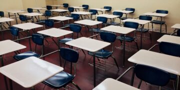Fim das aulas confirmado: confira a data em que as crianças entram de férias no Brasil