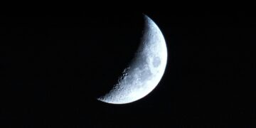 NASA vai transformar a Lua em “cidade de vidro” para astronautas