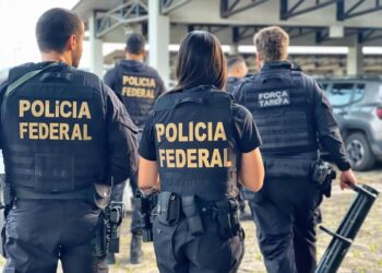 Quanto os policiais federais vão ganhar neste mês? Confira os valores chocantes