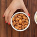 Adeus colesterol: quantas amêndoas é preciso consumir por dia, segundo um estudo