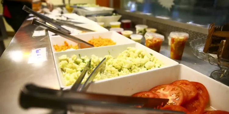 O que vai mudar no vale-refeição, com o novo decreto assinado pelo Lula?