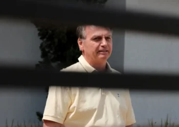 Em qual prisão Jair Bolsonaro vai cumprir a pena de 27 anos?