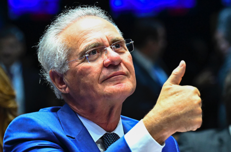 Quem é o "bobo da corte" para Renan Calheiros?