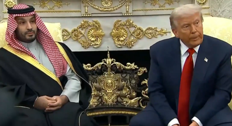 Trump elogia ditador saudita por "direitos humanos"