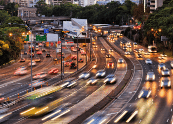 Após lei ser anulada, moradores de São Paulo terão de se adaptar ao "novo" modelo de trânsito