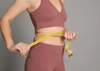 Academia faz bem, mas você não vai emagrecer se não reduzir esses 5 alimentos da sua rotina