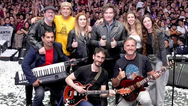 Milei vai cantar com o AC/DC?