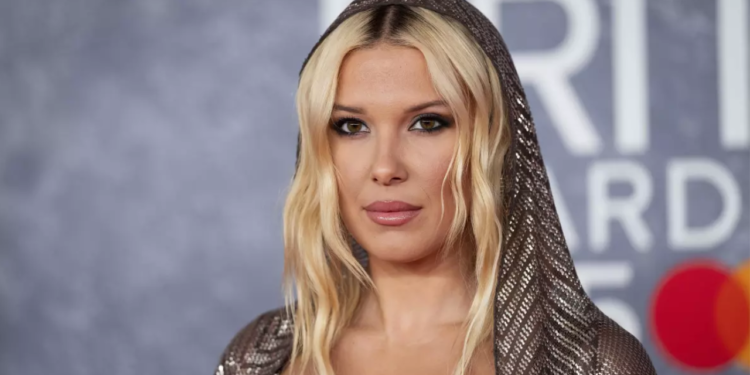 Quase ninguém sabe: Atriz de Stranger Things, Millie Bobby Brown sofre de um problema de saúde sério