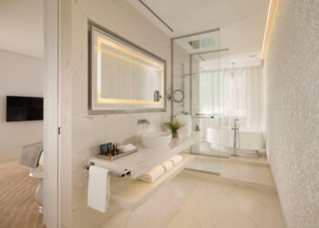 A receita que os hotéis usam para deixar o banheiro cheiroso o dia inteiro