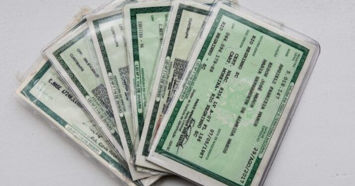 Segunda via do RG: descubra quem está liberado e não precisa pagar a taxa