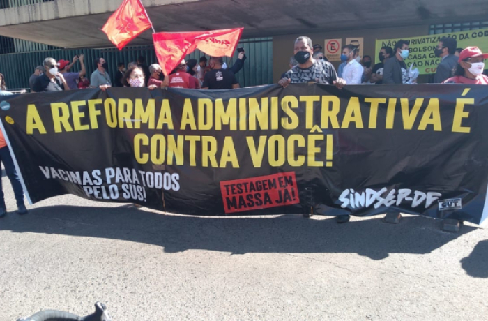 Desserviço público