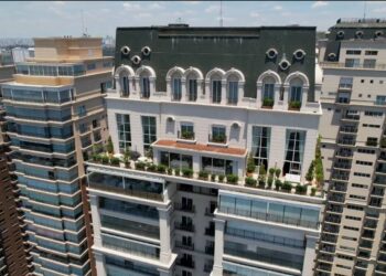 Enquanto o Santos luta para não cair, Neymar comprou tríplex de R$ 21 milhões