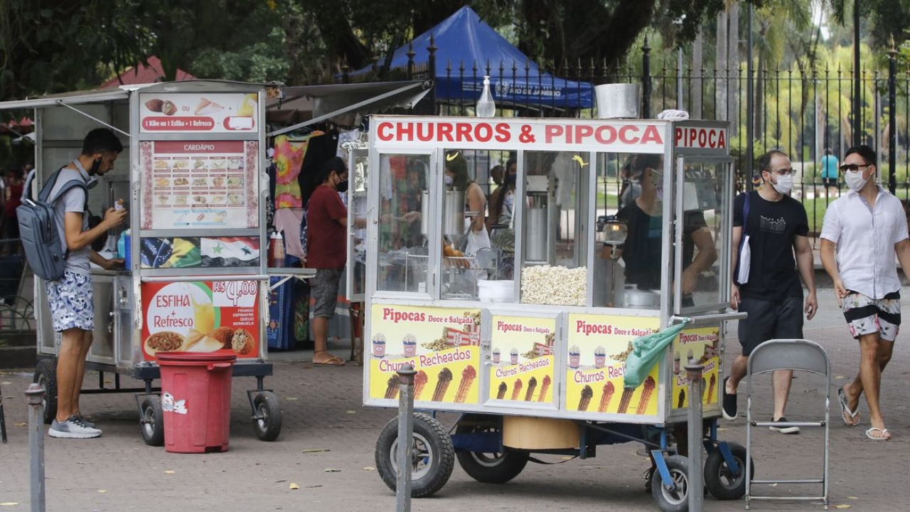 Ambulantes foram “proibidos” de trabalhar nessa região do Brasil e decisão gerou revolta