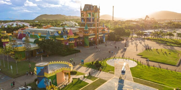Tão legal quanto a Disney, parque brasileiro encanta e custa menos