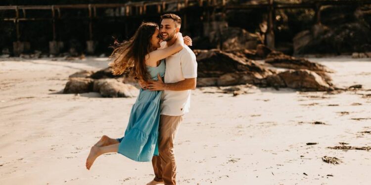 Os astros não mentem: amor inesperado vai atingir esses signos antes do fim de 2025