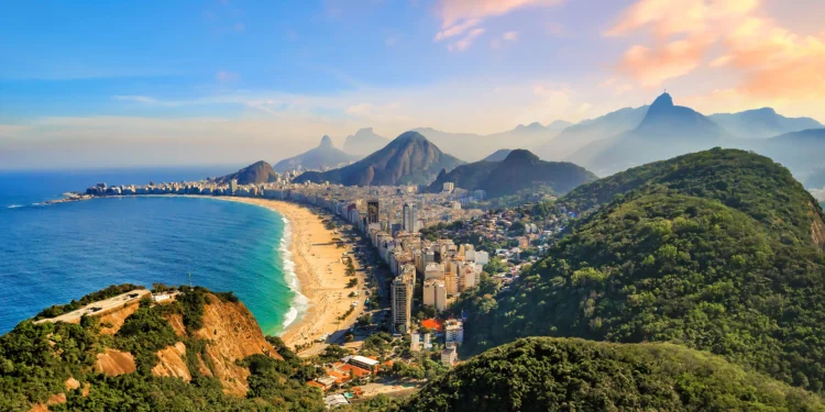 Turistas do mundo todo querem passar o Ano Novo nessa cidade brasileira considerada uma das mais lindas do planeta