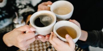 Muitos brasileiros nem sabem — 3 bebidas comuns do dia a dia aumentam seu tempo de vida
