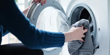 Sua máquina de lavar pode estar sendo danificada agora: tudo por um hábito comum dos brasileiros