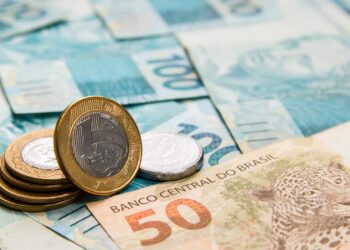 Brasileiros que se enquadram nestas regras podem receber até R$ 1.600 do Governo ainda em 2025