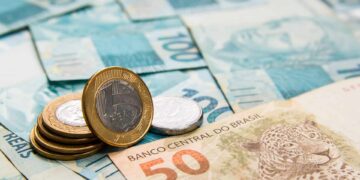 Brasileiros que se enquadram nestas regras podem receber até R$ 1.600 do Governo ainda em 2025