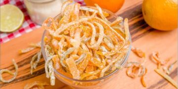 Triturar cascas de laranja com sal: por que recomendam fazer isso e para que serve