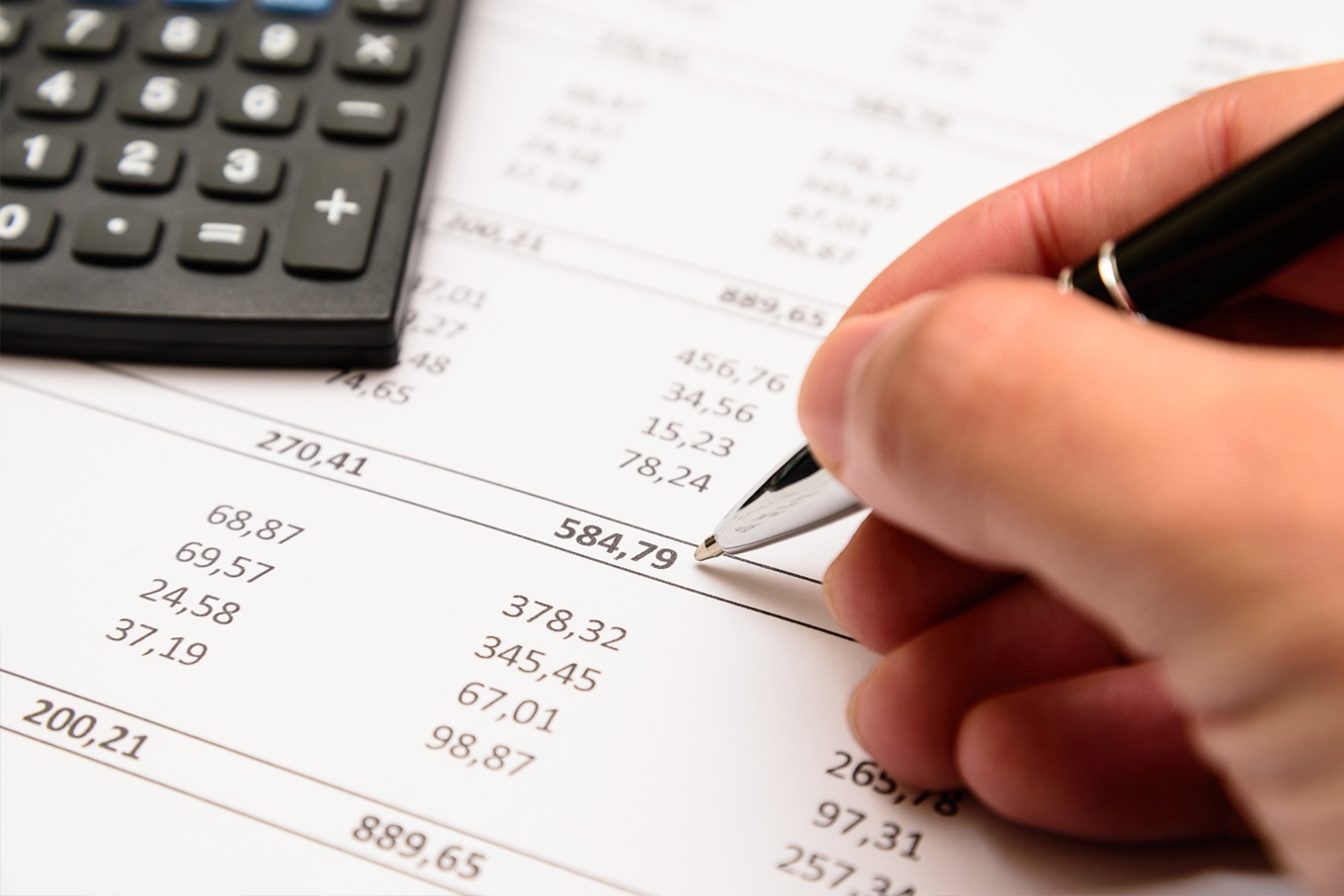 Brasileiros comemoram: imposto será reduzido em 50% a partir de 2026