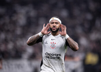 Depois do gol e vitória no clássico, Depay foi comunicado sobre fim de ciclo no Corinthians