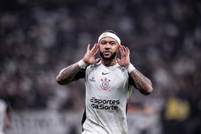 Depois do gol e vitória no clássico, Depay foi comunicado sobre fim de ciclo no Corinthians