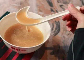 Nike "largou" artigos esportivos e abriu restaurante de sopas em um dos pontos mais movimentados desse país