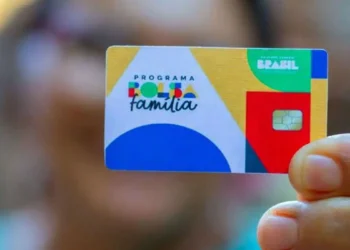 Inscritos no Bolsa Família vão ganhar presentão de R$ 600 antes mesmo do Natal
