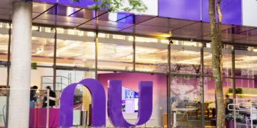 Nubank anuncia grande mudança em 2026 e brasileiros serão afetados