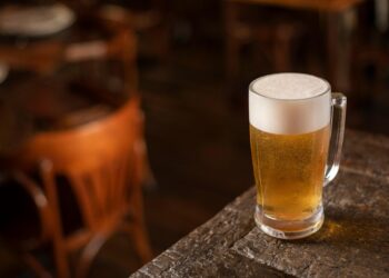 Ranking revela quais são os países mais viciados em cerveja — existem 2 melhores que o Brasil