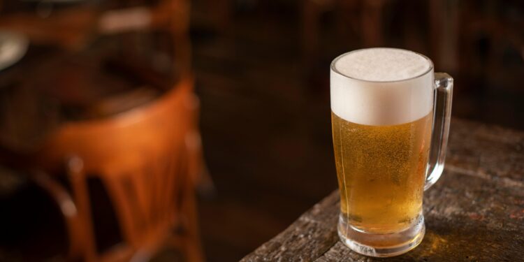 Ranking revela quais são os países mais viciados em cerveja — existem 2 melhores que o Brasil