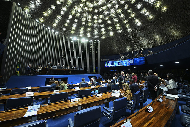 Projeto para regulamentar lobby segue sem previsão de votação