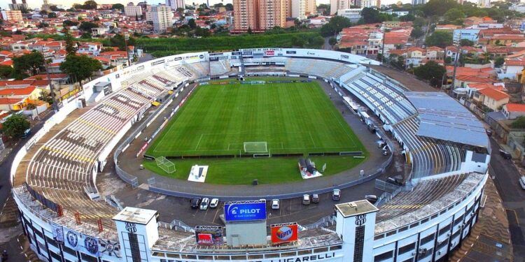 Time paulista abriu os cofres e vai gastar mais de R$ 400 milhões para entregar "presentão" a torcida