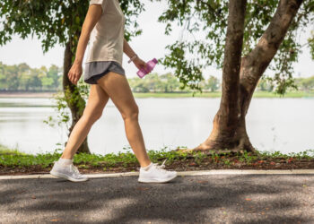 Caminhar faz bem, mas essa outra atividade que virou moda na Europa ajuda a prevenir diabetes e controla a pressão