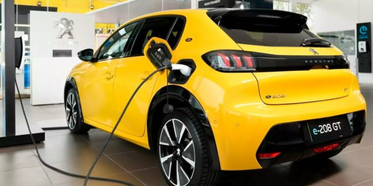 Motoristas de carros elétricos estão sofrendo com prejuízo que ninguém deseja ter