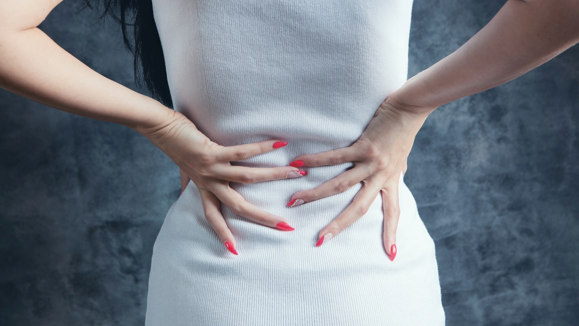 Qual é a região que deve ser treinada diariamente para proteger a coluna e evitar dores crônicas