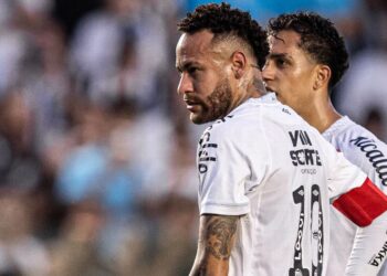 Temporada ainda nem acabou e o Santos já decidiu quem será o técnico em 2026