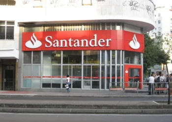 Banco Santander confirma que está encerrando serviço e clientes devem mudar para nova plataforma