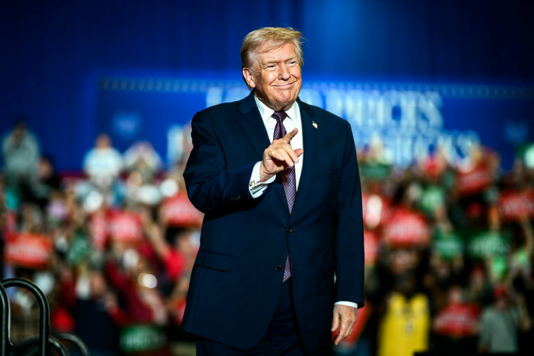 O desatino narcisista de Trump