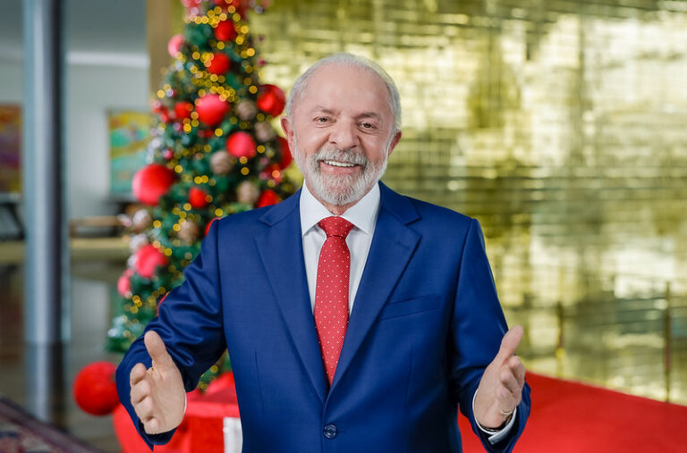 Como Lula e Trump roubaram o Natal