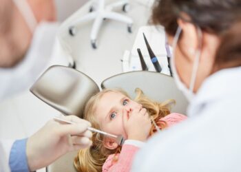 Ter medo de ir ao dentista parece bobo, mas especialistas enxergam algo muito maior