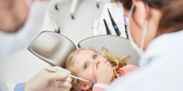 Ter medo de ir ao dentista parece bobo, mas especialistas enxergam algo muito maior