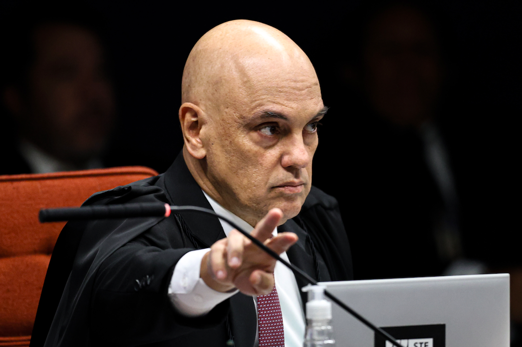 Moraes é herói na Inglaterra