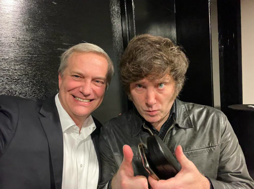 Milei exalta Kast: "A esquerda retrocede, a liberdade avança"