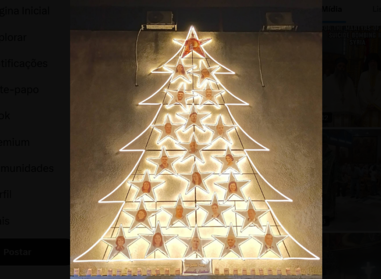 Sírios celebram o Natal em igreja alvo de ataque terrorista em junho