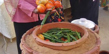 Método conhecido como "geladeira do deserto" utiliza dois vasos de plantas para conservar alimentos